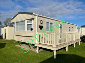 Summer Breeze Deluxe Caravan Rental